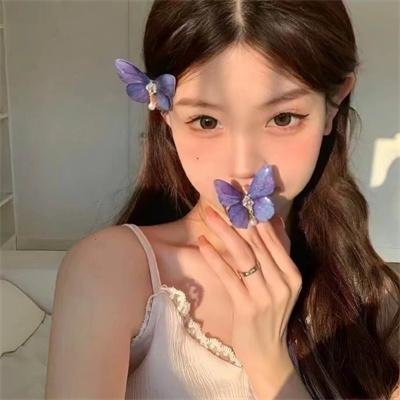 热情花招:当女孩遇上男孩